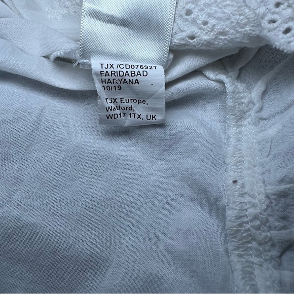 Lot of 2 Tommy Bahama Girls Dresses Size 5T and 5/6 sleeveless - Picture 13 of 13